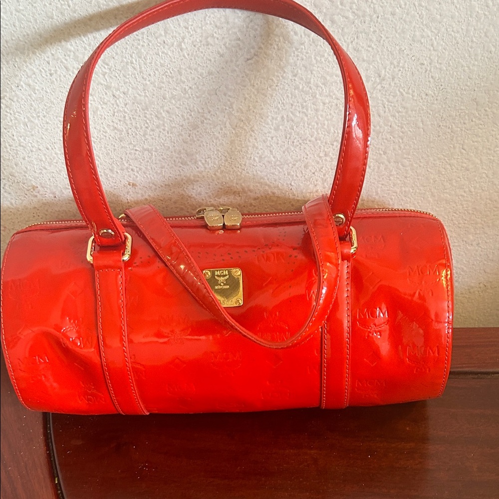 MCM Glossy Red Patent Barrel Bag - Picture 11 of 12